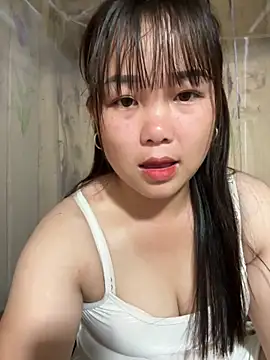Snapshot of love_pusy09 chatting on May 7, 2026, 1:36 pm love pusy09 online show from May 7, 2026, 1:36 pm