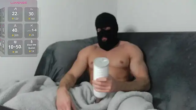 Masked Bull38 Uk online show from December 18, 2025, 9:07 pm