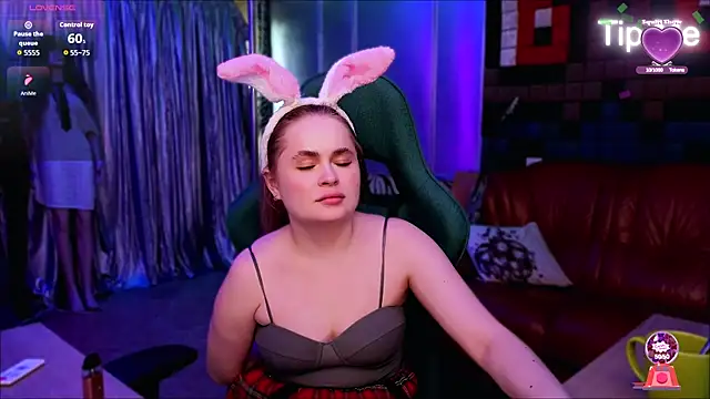 Snapshot of Jessi_wxw chatting on November 28, 2025, 8:36 am Jessi wxw online show from November 28, 2025, 8:36 am