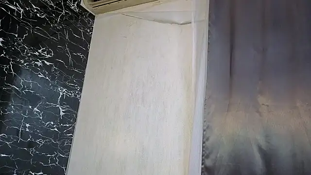 Snapshot of Biancka_ chatting on March 17, 2026, 4:59 am Biancka online show from March 17, 2026, 4:59 am