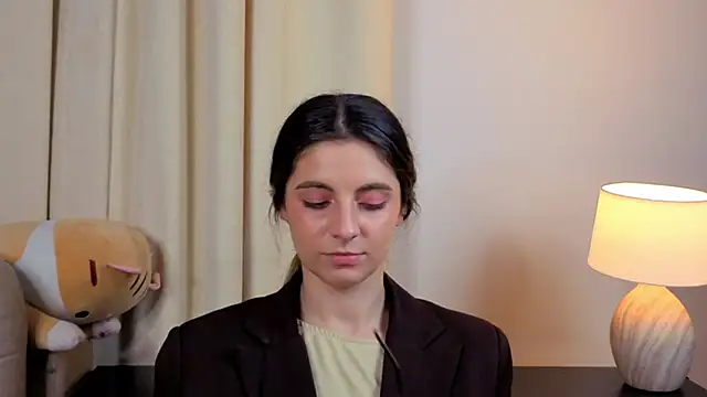 Snapshot of CasandraMickell chatting on November 5, 2025, 6:22 pm CasandraMickell online show from November 5, 2025, 6:22 pm