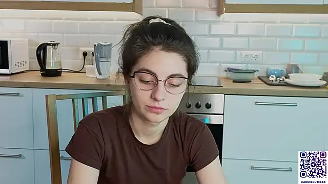 Snapshot of CasandraMickell chatting on November 28, 2025, 9:59 pm CasandraMickell online show from November 28, 2025, 9:59 pm