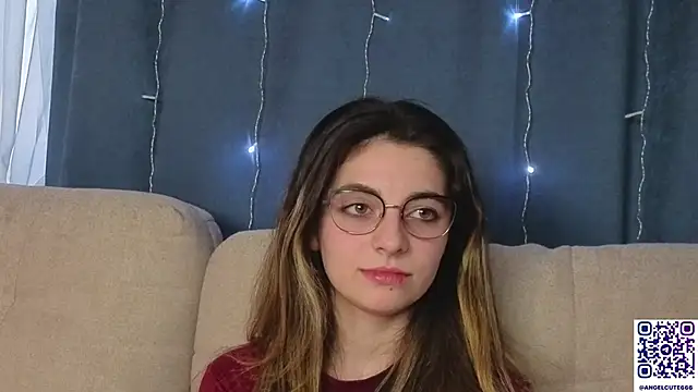 Snapshot of CasandraMickell chatting on November 26, 2025, 7:19 am CasandraMickell online show from November 26, 2025, 7:19 am