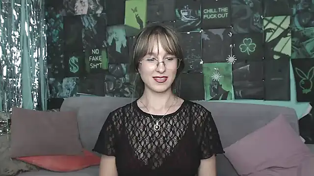 Snapshot of AlishaKellyi chatting on November 30, 2025, 5:47 pm AlishaKellyi online show from November 30, 2025, 5:47 pm