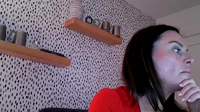 sadiekae1 online show from May 4, 2026, 5:11 am