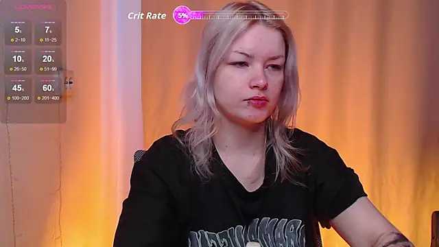 Snapshot of CherryNight6 chatting on November 10, 2025, 6:18 am CherryNight6 online show from November 10, 2025, 6:18 am