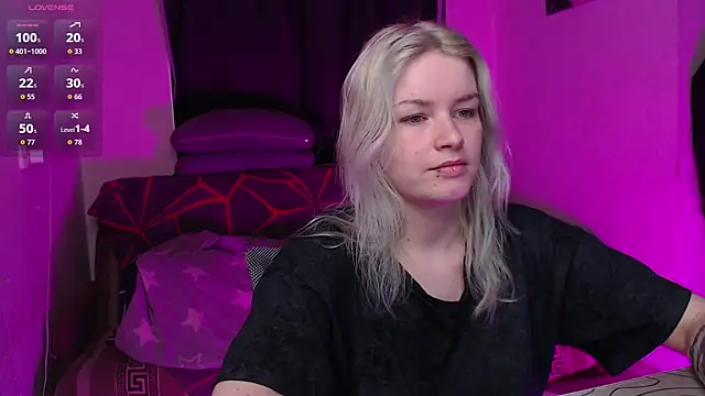 CherryNight6 online show from June 25, 2026, 9:09 pm