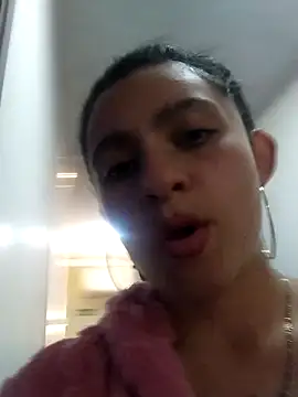 Emmy Palacios online show from February 3, 2026, 12:43 pm