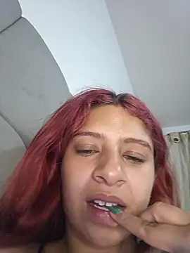 Lunatemptress4 online show from January 9, 2026, 1:34 am