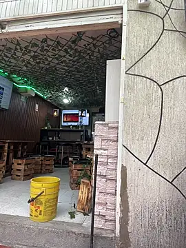 Lia  white online show from November 30, 2025, 9:37 pm