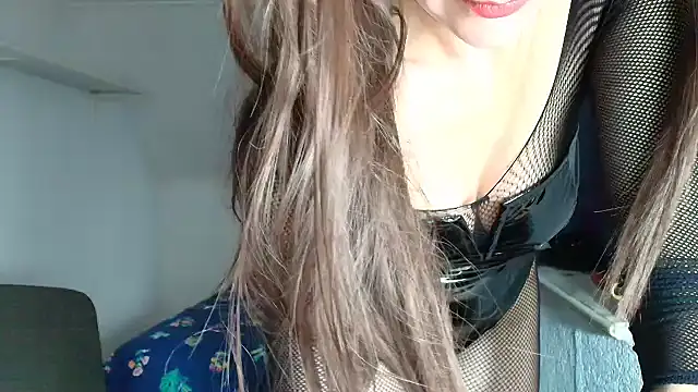 Snapshot of Aromaloveqq chatting on March 13, 2026, 4:45 pm Aromaloveqq online show from March 13, 2026, 4:45 pm