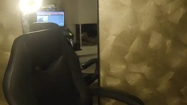 Snapshot of Amanda-JewelzX chatting on November 4, 2025, 7:06 pm Amanda-JewelzX online show from November 4, 2025, 7:06 pm