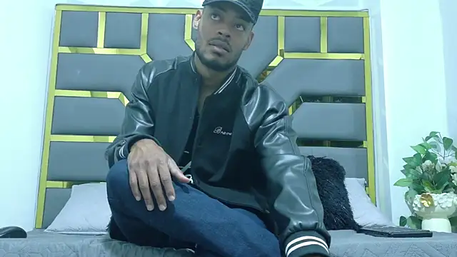 Snapshot of Neytanmalcon chatting on November 9, 2025, 2:59 am Neytanmalcon online show from November 9, 2025, 2:59 am