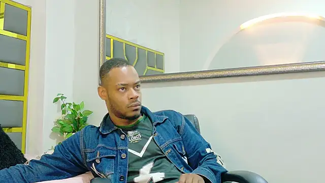 Snapshot of Neytanmalcon chatting on November 19, 2025, 8:09 pm Neytanmalcon online show from November 19, 2025, 8:09 pm