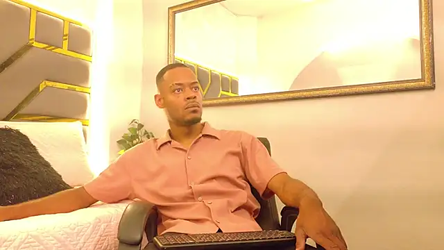 Snapshot of Neytanmalcon chatting on November 14, 2025, 8:34 pm Neytanmalcon online show from November 14, 2025, 8:34 pm