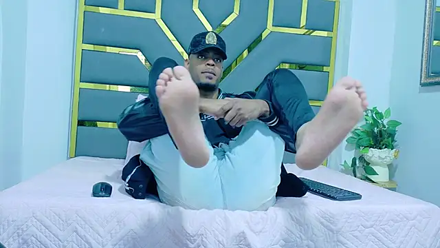 Snapshot of Neytanmalcon chatting on November 20, 2025, 8:53 pm Neytanmalcon online show from November 20, 2025, 8:53 pm