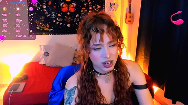 AdelineEsposito online show from December 19, 2025, 5:32 am