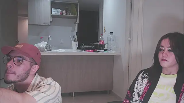 Snapshot of dan_and_daya chatting on November 8, 2025, 5:33 am dan and daya online show from November 8, 2025, 5:33 am