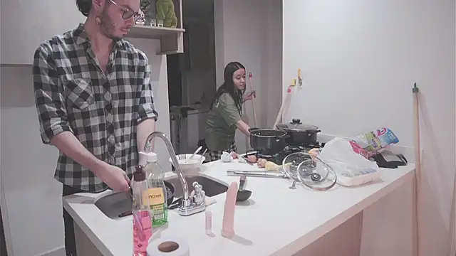 Snapshot of dan_and_daya chatting on November 24, 2025, 11:49 pm dan and daya online show from November 24, 2025, 11:49 pm