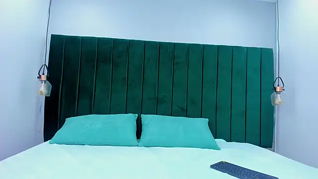 Snapshot of Melody_Horney chatting on December 1, 2025, 8:42 pm Melody Horney online show from December 1, 2025, 8:42 pm