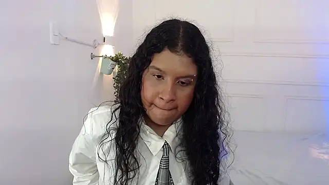 Snapshot of NannaRouse chatting on October 24, 2025, 8:52 pm NannaRouse online show from October 24, 2025, 8:52 pm