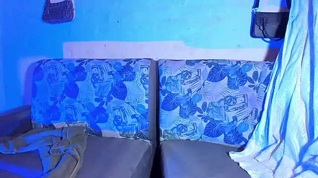 Snapshot of shopy_horny chatting on April 25, 2026, 1:41 pm shopy horny online show from April 25, 2026, 1:41 pm