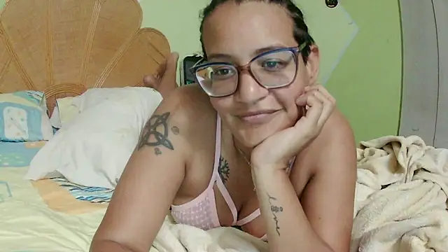 Destrukturada online show from February 6, 2026, 3:35 am