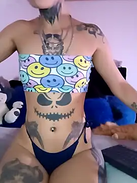 Snapshot of SharonSalazar chatting on November 26, 2025, 2:11 am SharonSalazar online show from November 26, 2025, 2:11 am