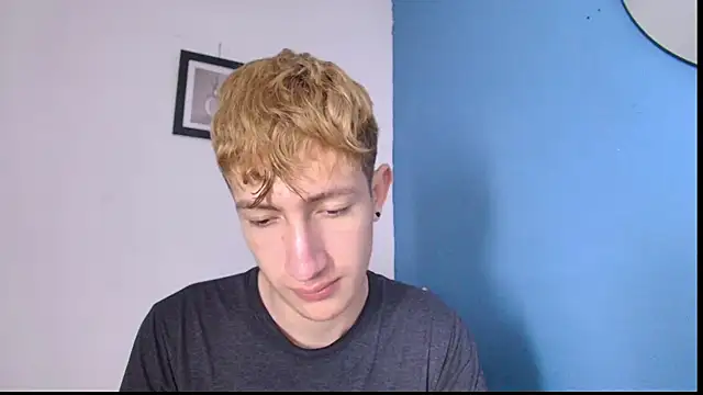 Erick Taylor3 online show from April 23, 2026, 7:37 pm