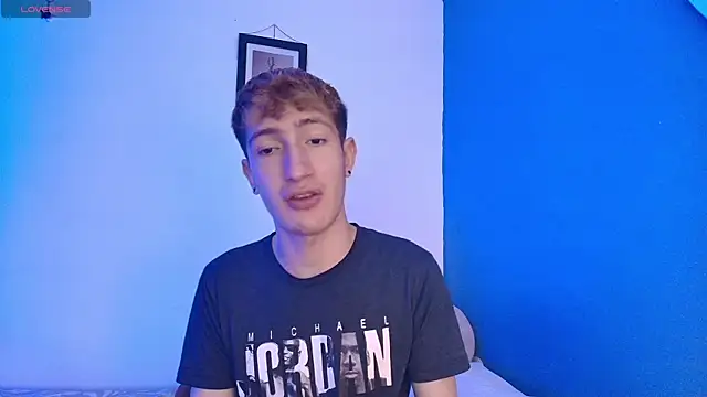 Snapshot of Erick_Taylor3 chatting on May 15, 2026, 8:29 pm Erick Taylor3 online show from May 15, 2026, 8:29 pm