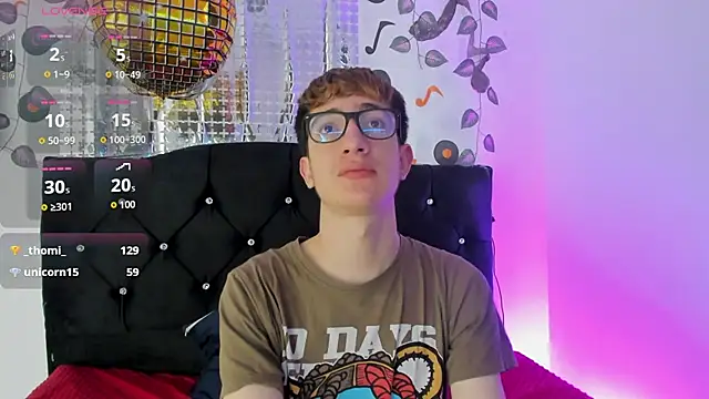 Snapshot of Erick_Taylor3 chatting on October 30, 2025, 5:43 pm Erick Taylor3 online show from October 30, 2025, 5:43 pm