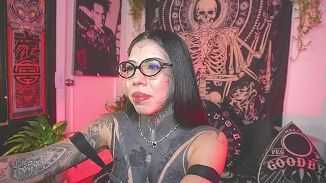 Snapshot of Dalia_Vorhees chatting on May 20, 2026, 1:24 am Dalia Vorhees online show from May 20, 2026, 1:24 am