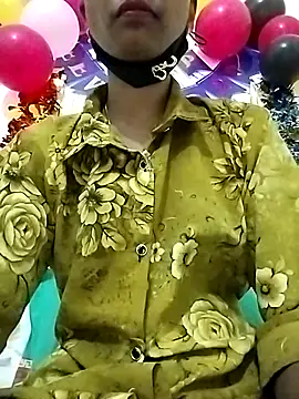 Snapshot of Tushi-10 chatting on January 8, 2026, 1:22 am Tushi-10 online show from January 8, 2026, 1:22 am