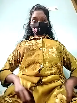 Snapshot of Tushi-10 chatting on November 28, 2025, 10:04 am Tushi-10 online show from November 28, 2025, 10:04 am