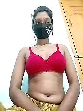 Snapshot of Tushi-10 chatting on December 4, 2025, 8:19 pm Tushi-10 online show from December 4, 2025, 8:19 pm