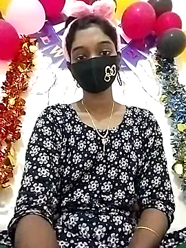 Snapshot of Tushi-10 chatting on January 10, 2026, 12:06 am Tushi-10 online show from January 10, 2026, 12:06 am