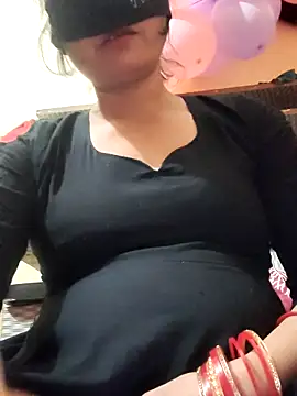 Snapshot of Pyaar_Ki_Pooja chatting on November 16, 2025, 9:25 am Pyaar Ki Pooja online show from November 16, 2025, 9:25 am