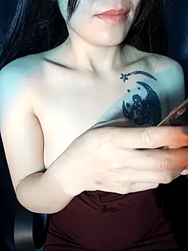 Snapshot of Cherry_Le02 chatting on March 22, 2026, 3:13 pm Cherry Le02 online show from March 22, 2026, 3:13 pm