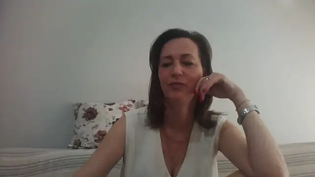 Snapshot of ArianaStarr chatting on May 11, 2026, 6:48 am ArianaStarr online show from May 11, 2026, 6:48 am