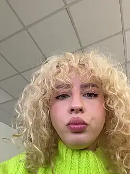 khalee sy online show from November 11, 2025, 9:04 am