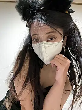 momo 0012 online show from November 2, 2025, 9:14 am