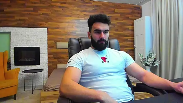 Snapshot of MicahLane chatting on December 3, 2025, 5:41 am MicahLane online show from December 3, 2025, 5:41 am