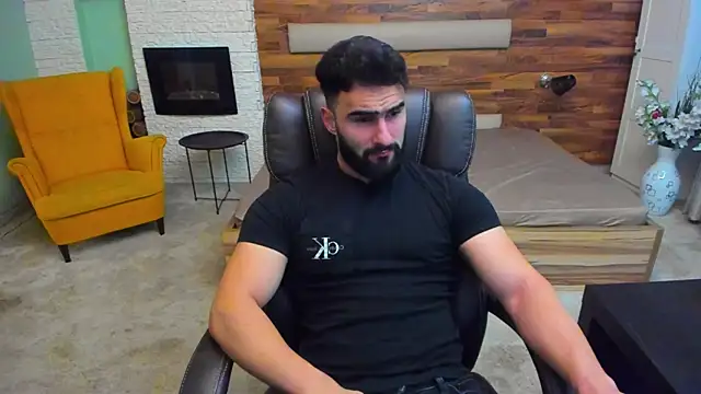 Snapshot of MicahLane chatting on November 26, 2025, 5:18 am MicahLane online show from November 26, 2025, 5:18 am