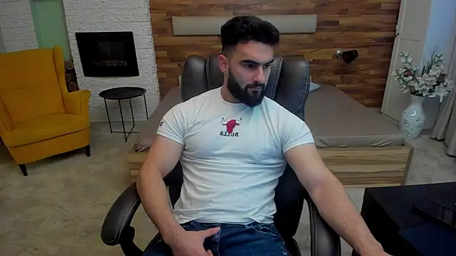 Snapshot of MicahLane chatting on November 10, 2025, 5:34 am MicahLane online show from November 10, 2025, 5:34 am