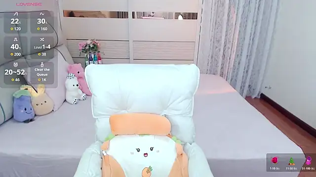 Xiaodie-baby online show from December 23, 2025, 2:33 am