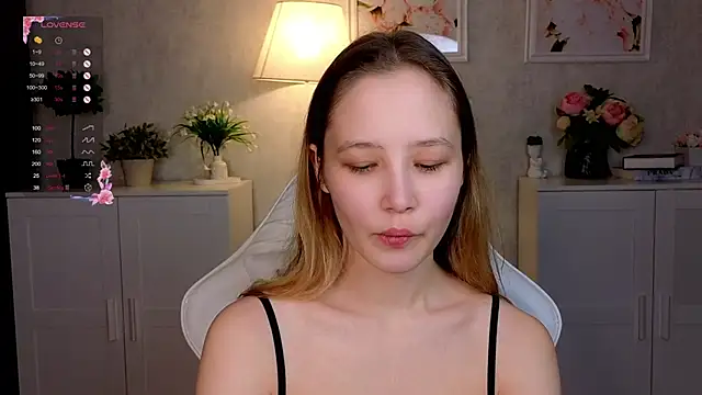 Snapshot of insaneinsomnia chatting on November 24, 2025, 9:20 am insaneinsomnia online show from November 24, 2025, 9:20 am