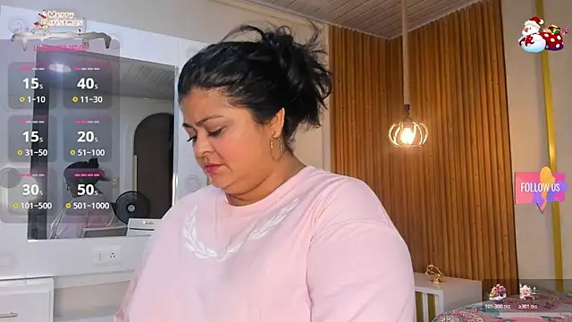 Snapshot of Hanna_curvy_ chatting on December 4, 2025, 11:09 am Hanna curvy online show from December 4, 2025, 11:09 am