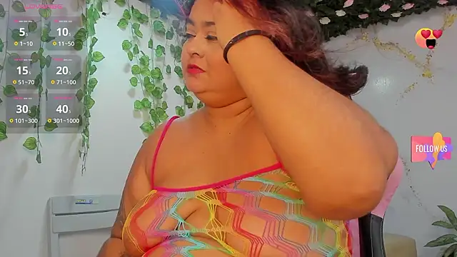 Hanna curvy  online show from February 9, 2026, 10:57 am