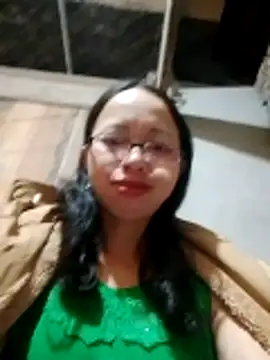 TRIEUTRIEU20 online show from November 26, 2025, 9:59 pm