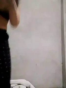 TRIEUTRIEU20 online show from February 25, 2026, 8:58 am